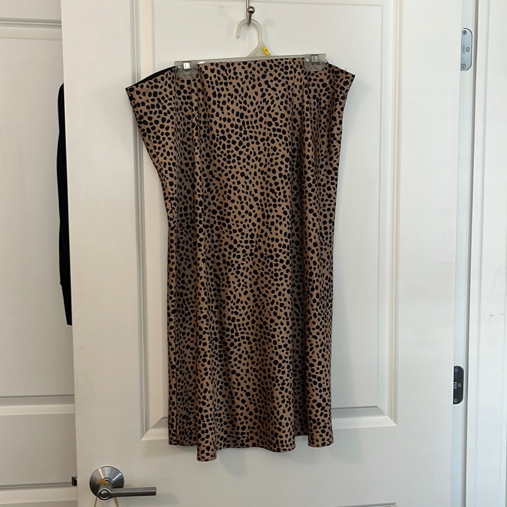 LOFT leopard print skirt